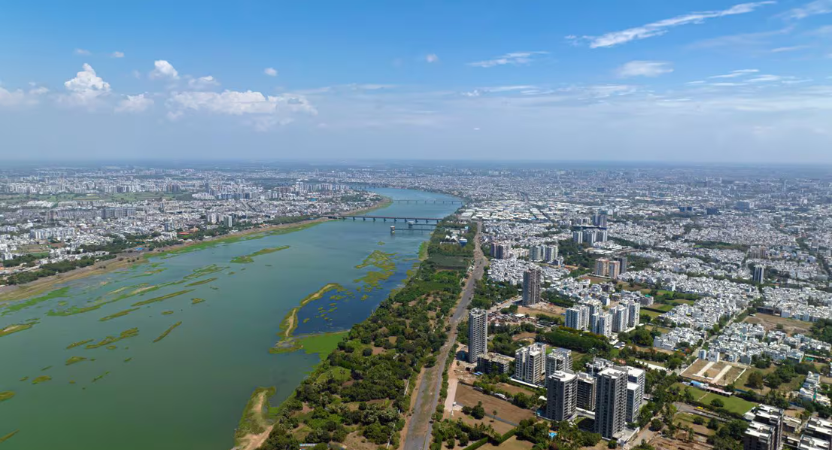 Surat Travel Guide – Best Places, Food, Culture & Trips